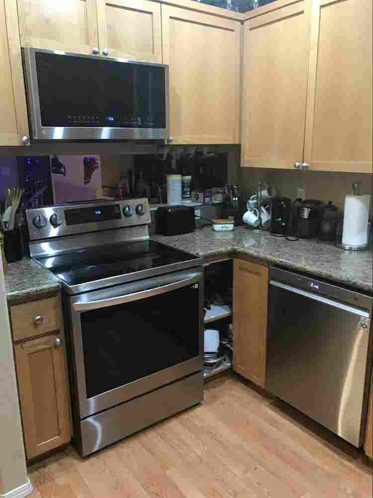 Room and bathroom in Beaverton