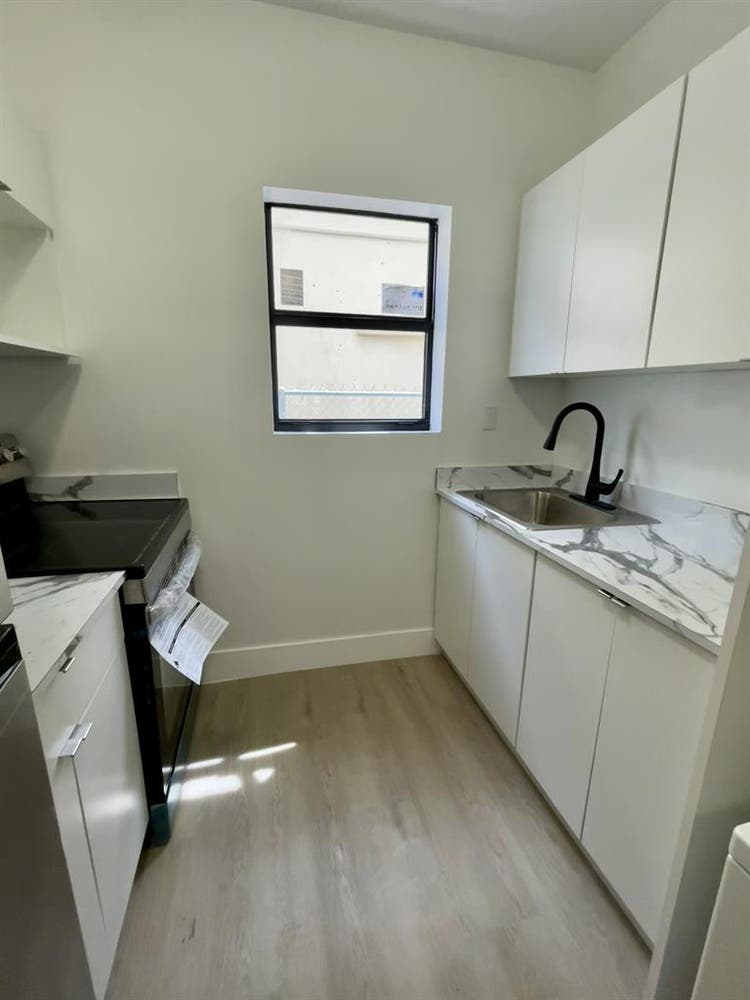 B Rental in West Brickell 💙