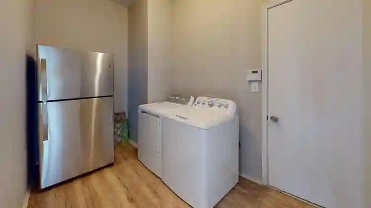 1 BR in DeSoto