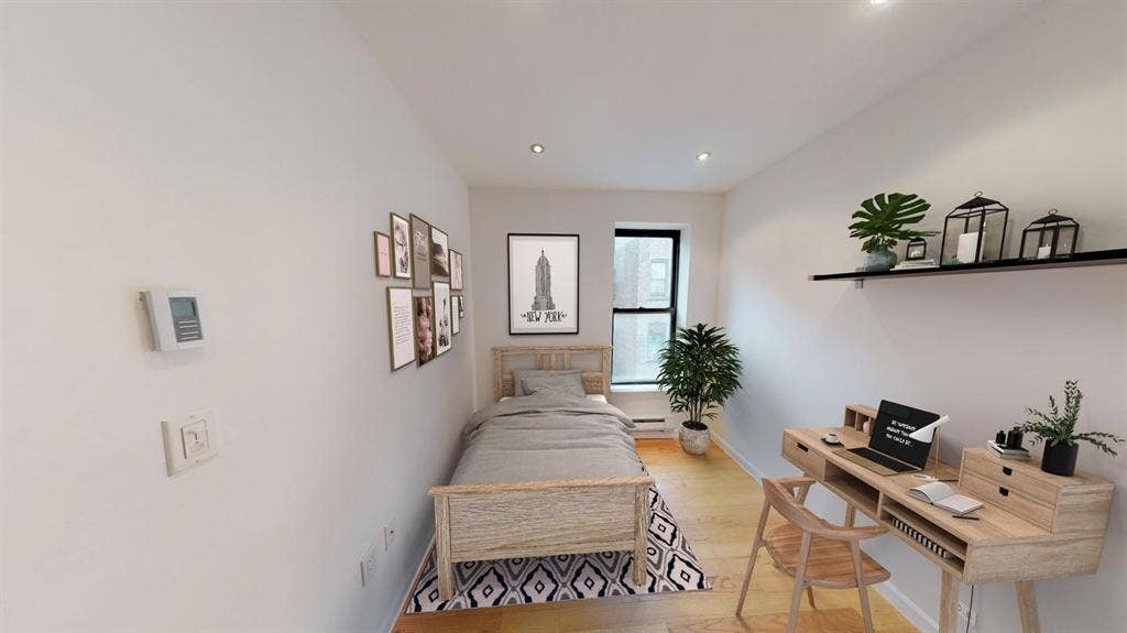 1 BR in New York