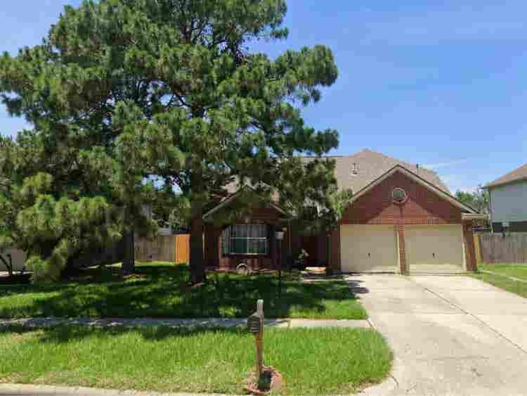 Lease this home apply online today!