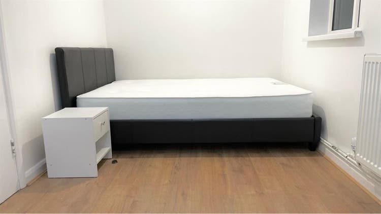 Modern 6 bedroom