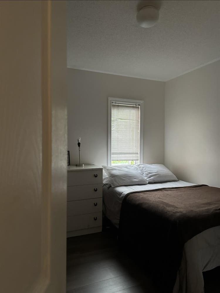 Room available for rent in Brampton