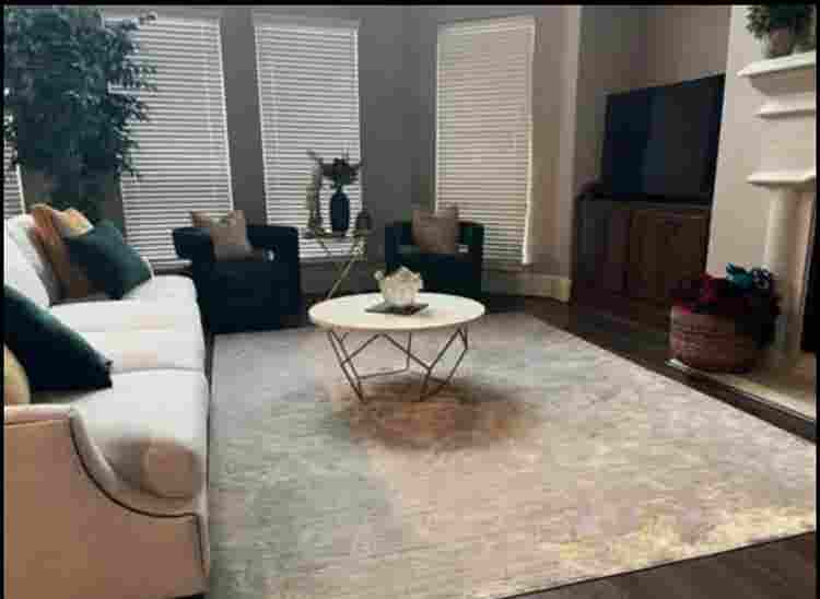Room for rent available Humble area