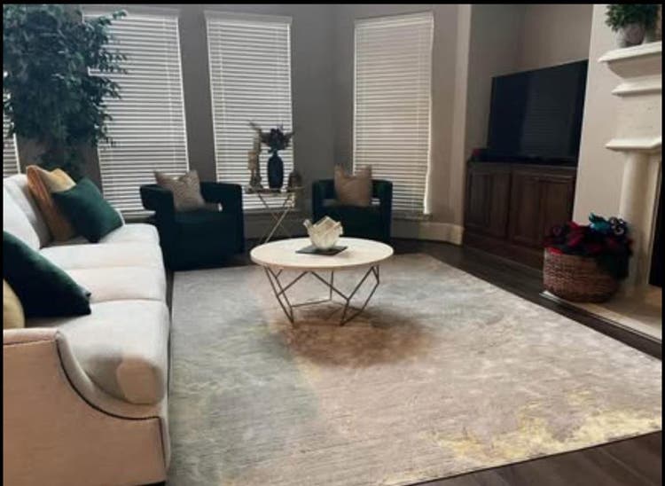 Room for rent available Humble area