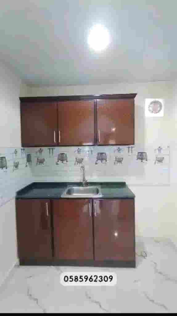 Looking for roommate (male / female
