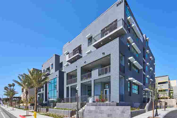 Luxury Townhome at The Willows
