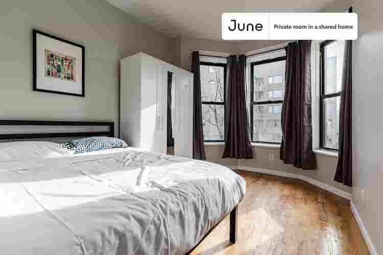 4 BR in New York City