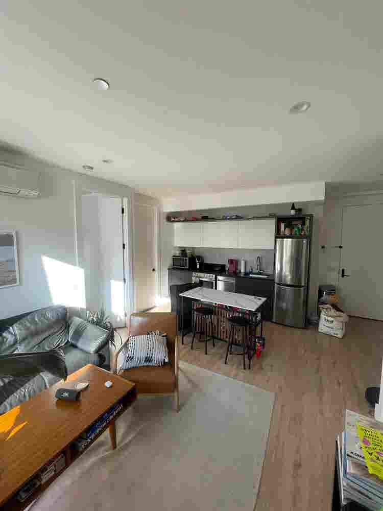 Looking for a new roomate