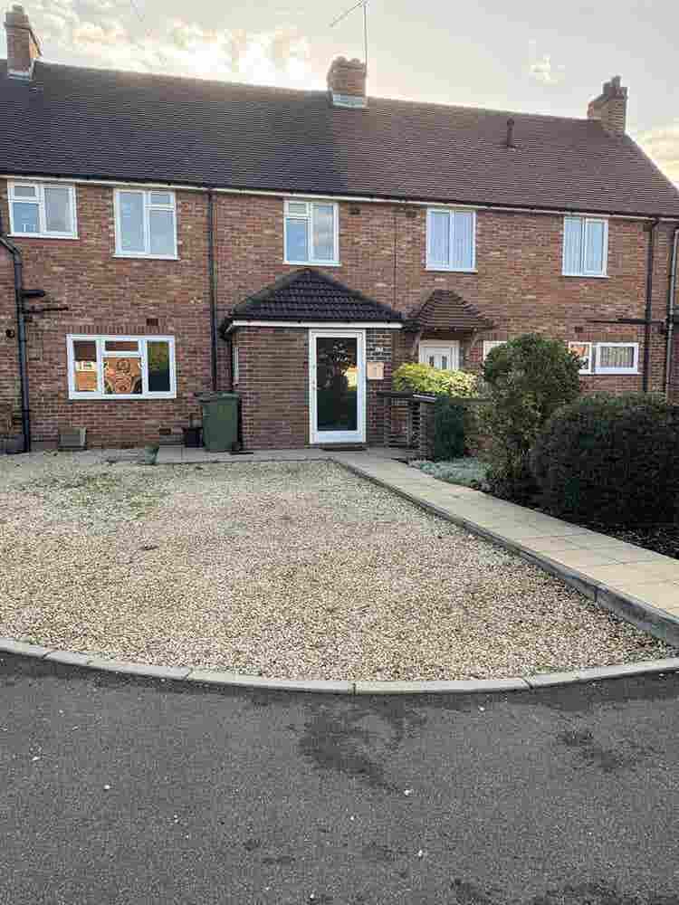 3 Bedroom house in quiet location.