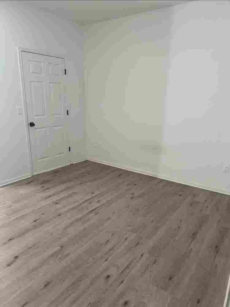 Room master for rent