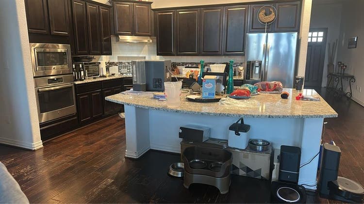 Room for rent- $ All bills paid