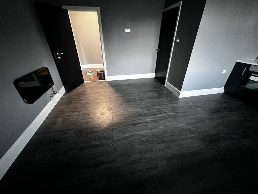 Modern studio Flat
