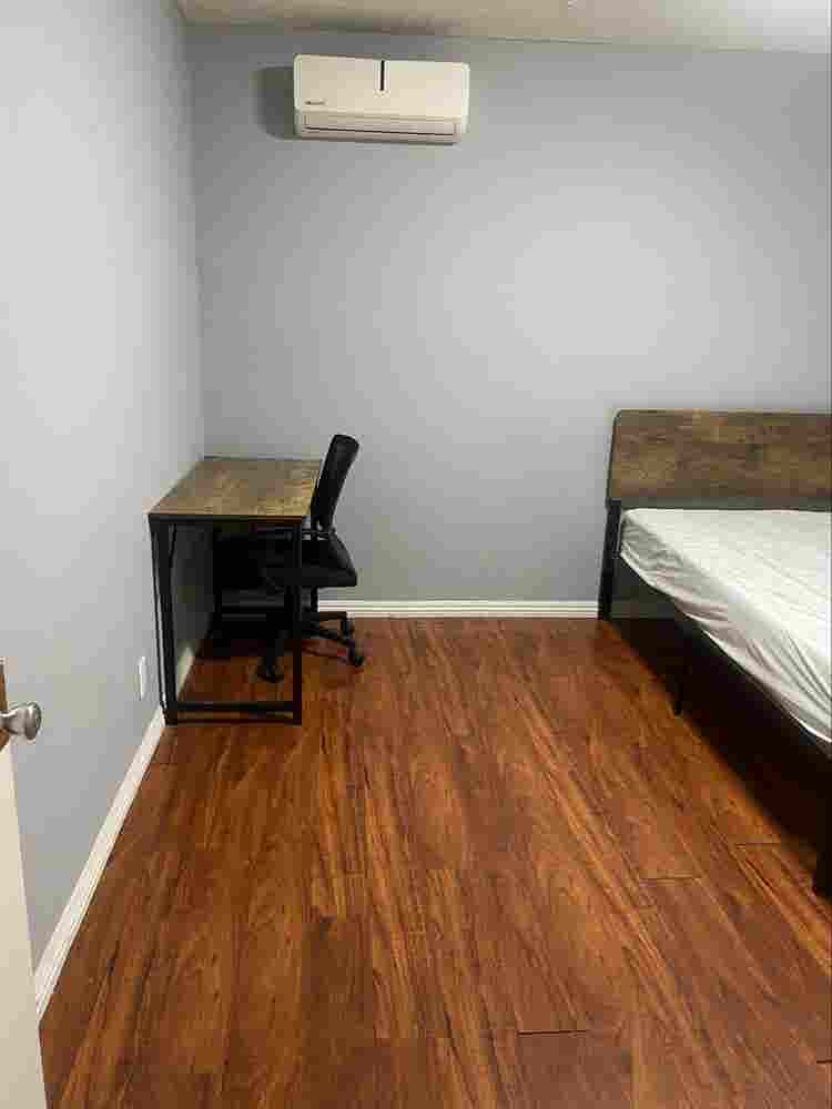 Private furnished rm- Females ONLY