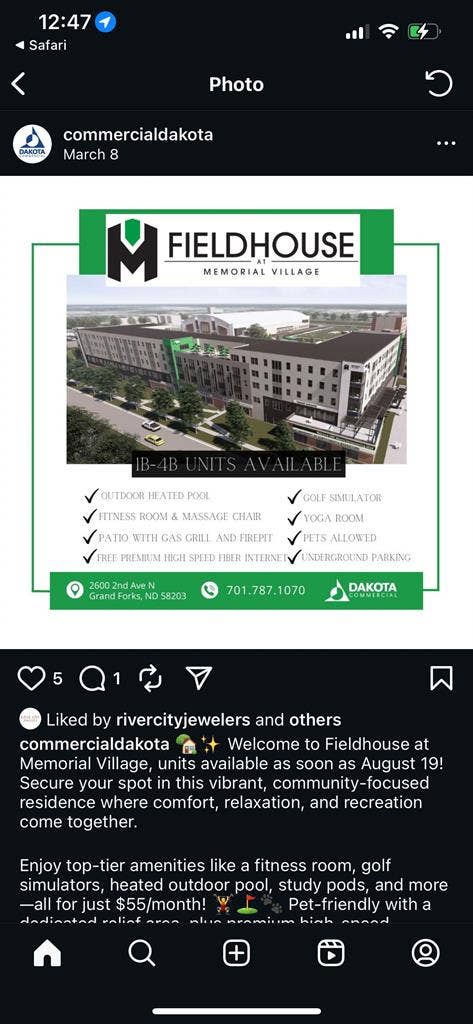 Field house memorial lease! Girls!
