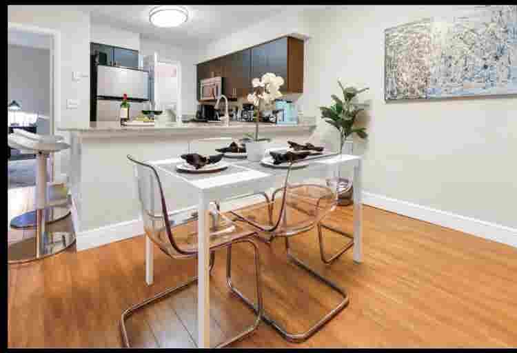 Big Beautiful Room,Bath No Deposit!