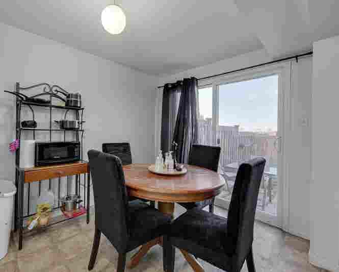 3 bedroom townhouse for rent