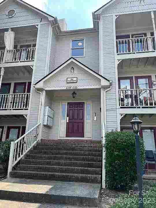 2 BR in Charlotte