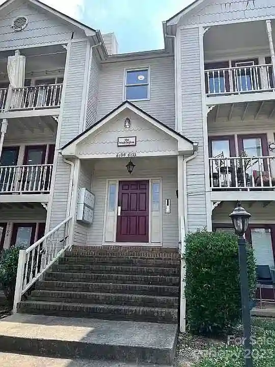 2 BR in Charlotte
