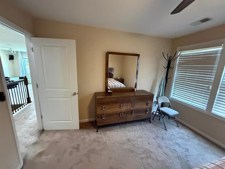 5 BR in Charlotte