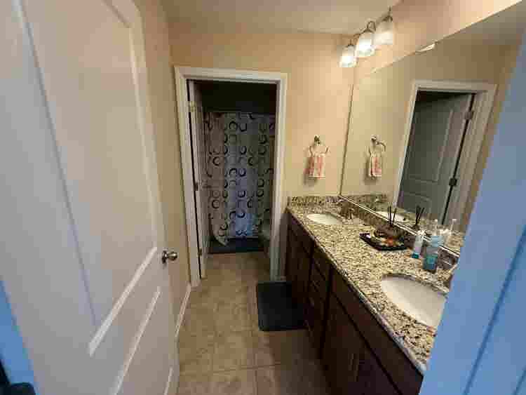 5 BR in Charlotte