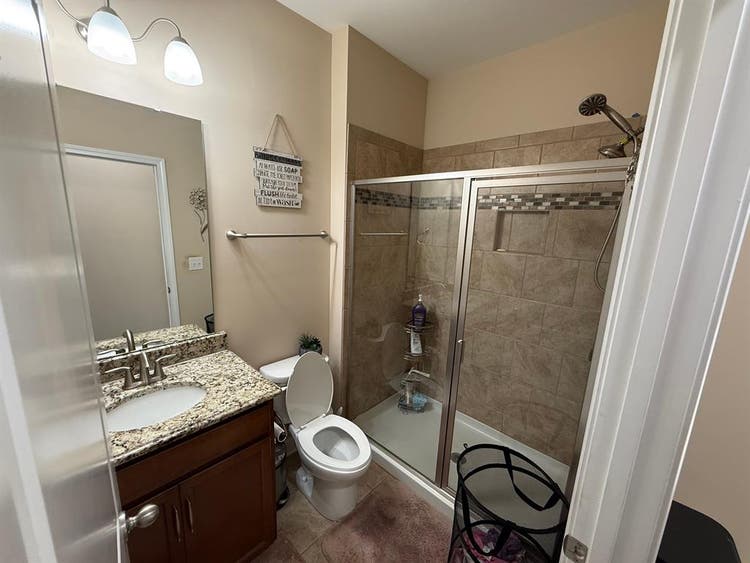 5 BR in Charlotte