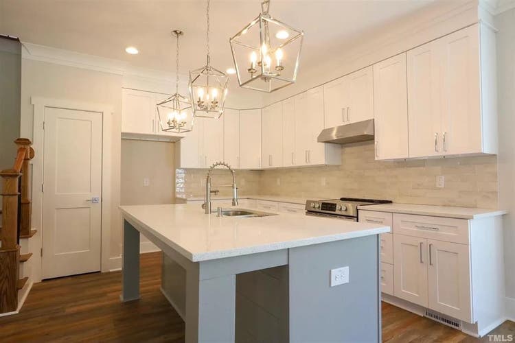 4 BR in Durham
