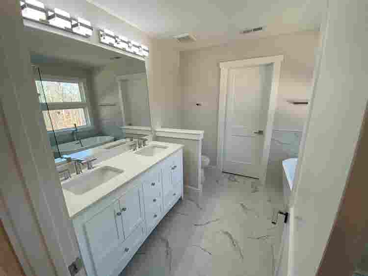 4 BR in Durham