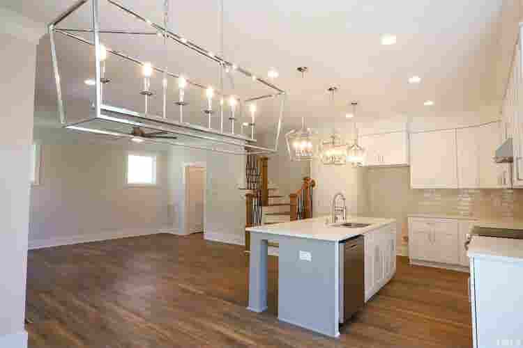 4 BR in Durham