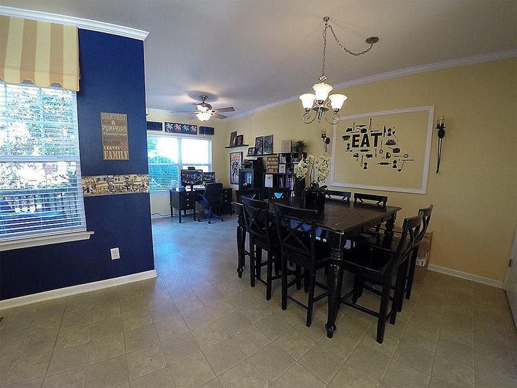 4 BR in Apex