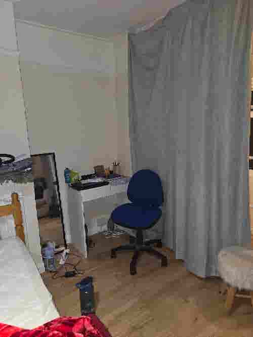 Budget students room for Rent