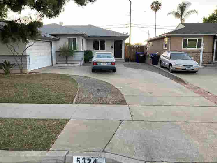Room Available in 4 Bedroom house
