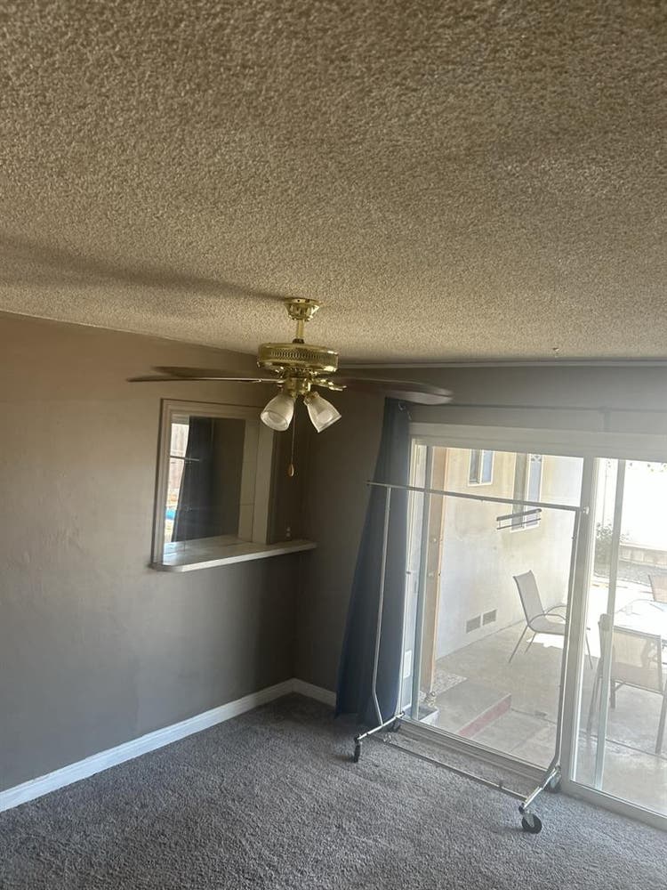 Room Available in 4 Bedroom house