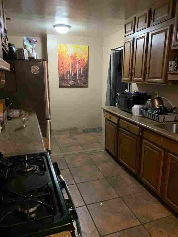 Room Available in 4 Bedroom house