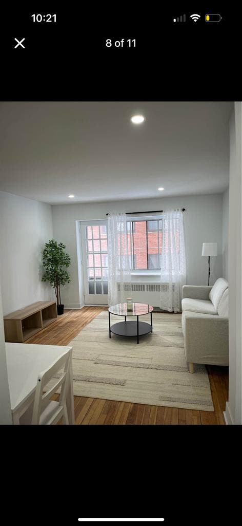 1 Bedroom
for Rent/ À louer