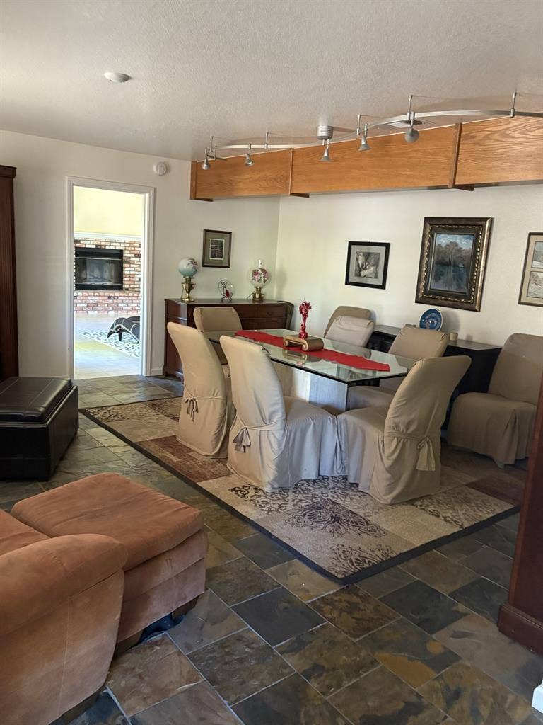 Giant bedroom  pvt bath lux 
Manor