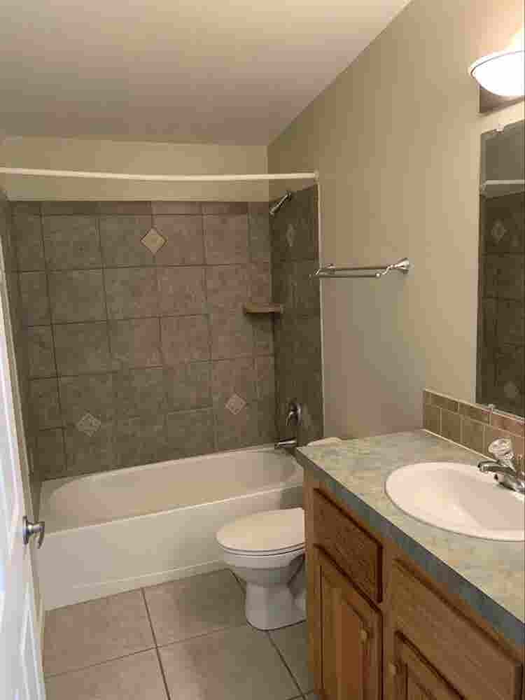 Bedroom for Rent - 5 Minutes to UCF
