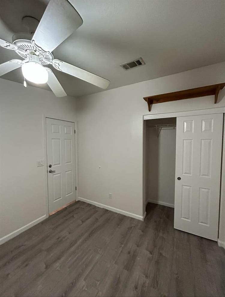 Bedroom for Rent - 5 Minutes to UCF