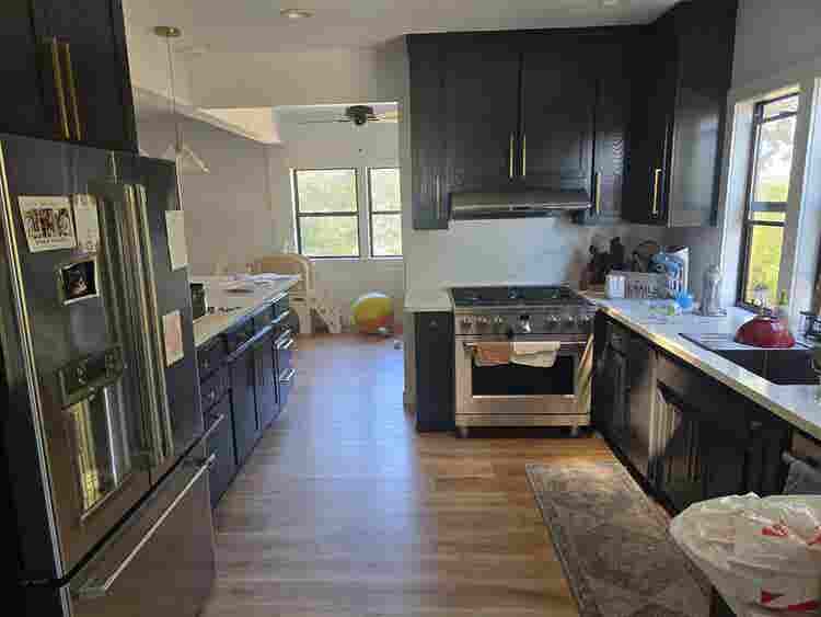 Penryn dream house room for rent
