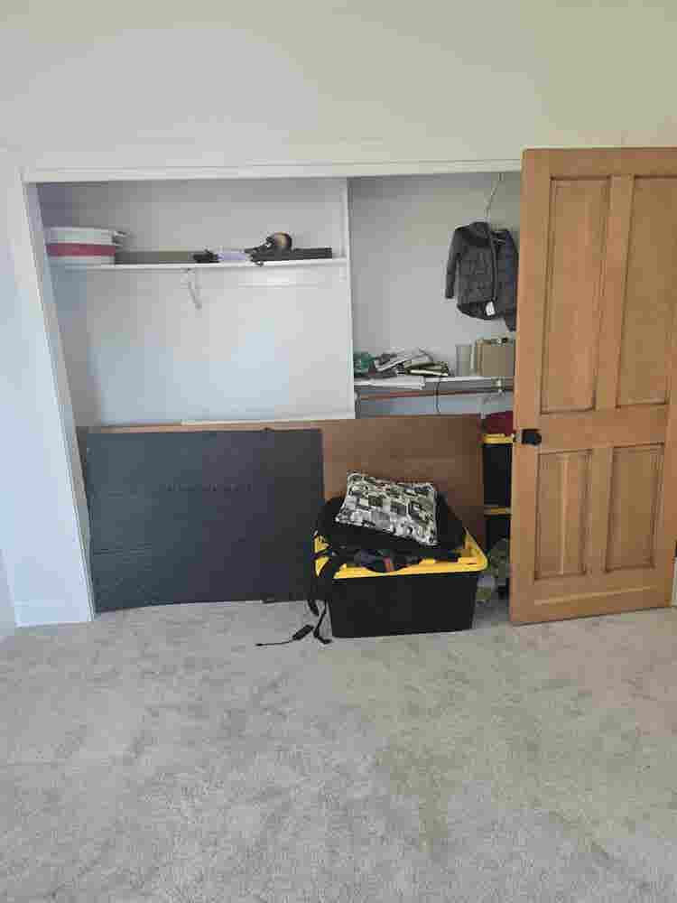 Penryn dream house room for rent