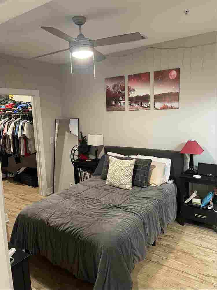 Lease Takeover: Mid Oct-Early Nov