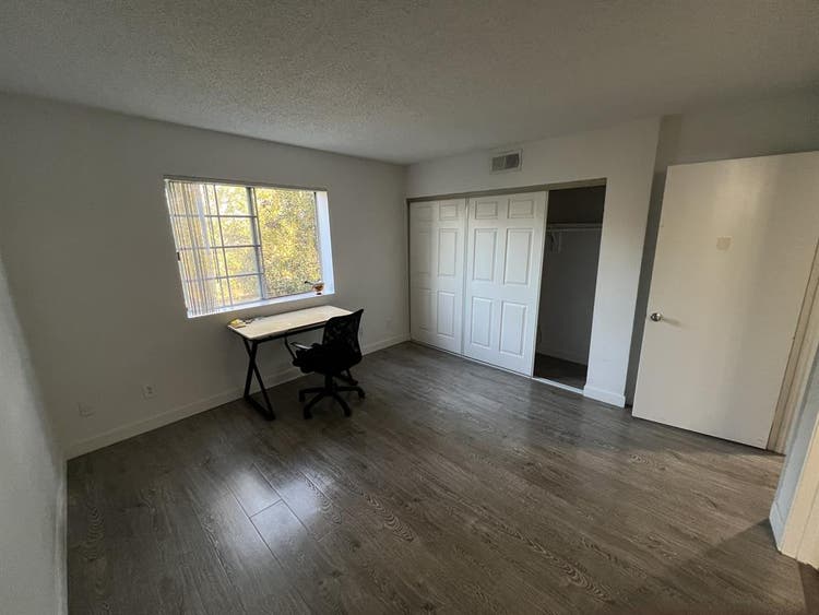 PRIVATE BR & BA AVAILABLE
