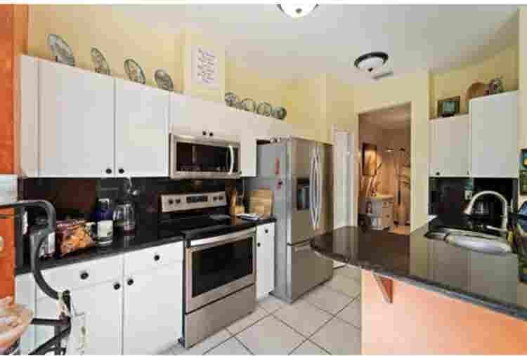 Beautiful room for rent