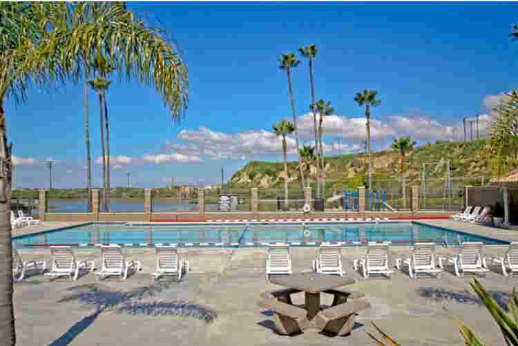 Newport Beach Room for Rent