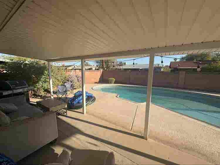 Sub lease available -Jan/Feb to May