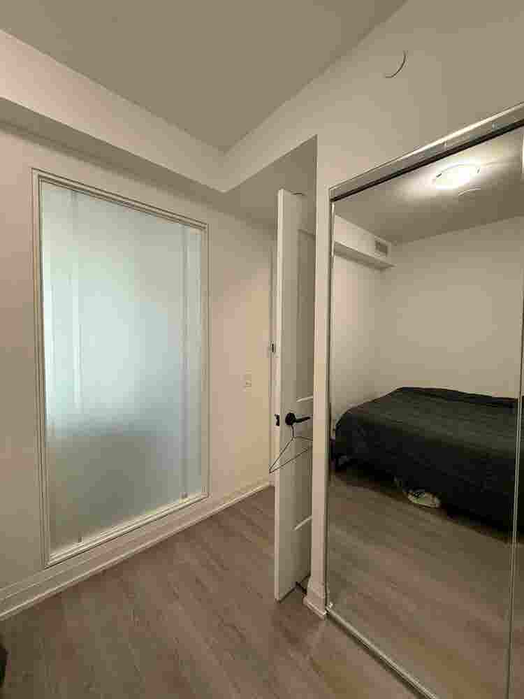 Bath Unit in North York