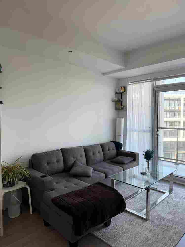Bath Unit in North York