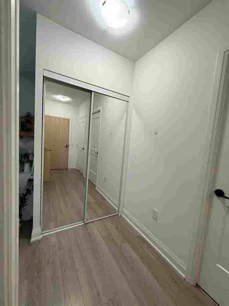 Bath Unit in North York