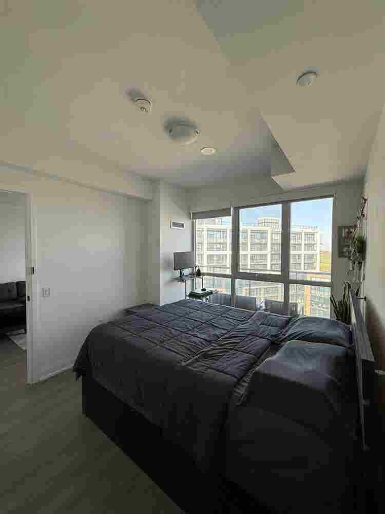 Bath Unit in North York