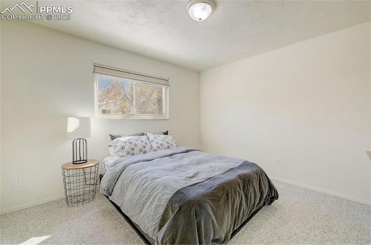 Single bedroom